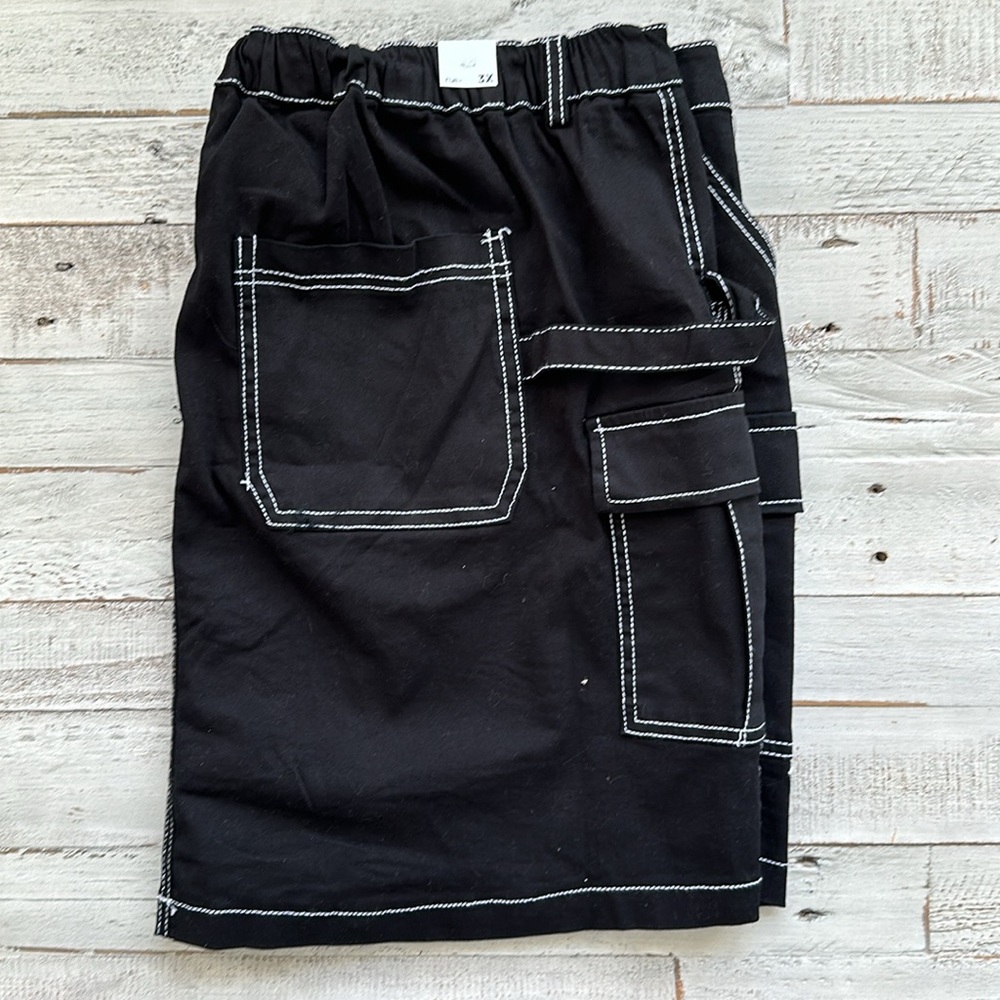 EUC - Rue+ Black Cargo Miniskirt with White Stitching - Size 3x! - Picture 2 of 2